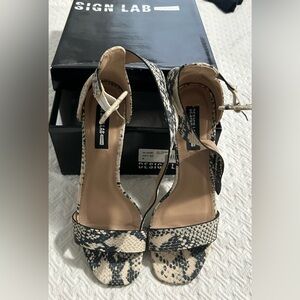 Design Lab Lord & Taylor Snakeskin Heels - Black and Cream